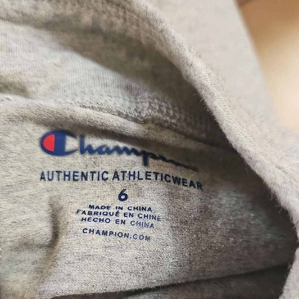 Champion NWOT (Fell Off) Girls Gray Active Shorts Size 6